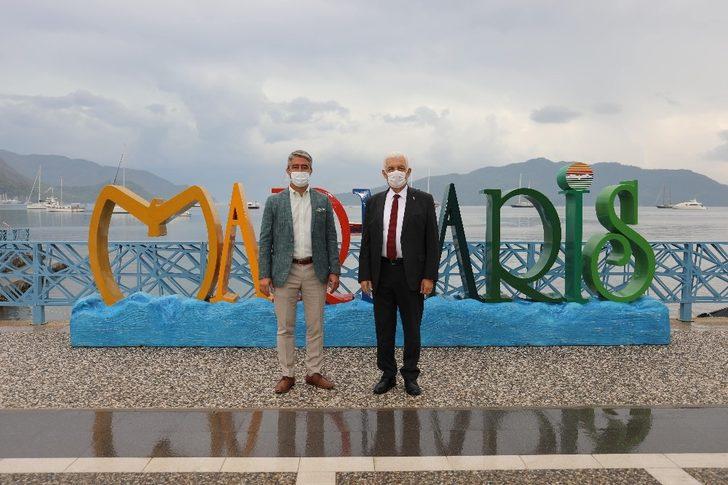 Muğla Büyükşehir Belediye Başkanı Gürün, Marmaris’i ziyaret etti G4