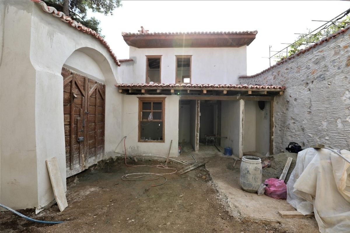 G&ouml;zc&uuml;ler Evi Restorasyon &ccedil;alışmaları devam ediyor