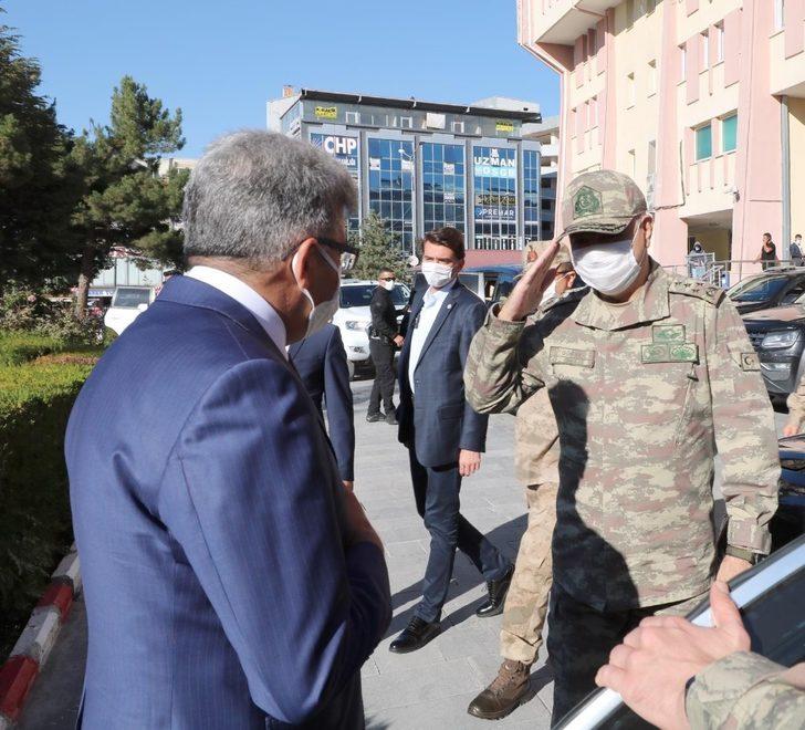 2. Ordu Komutanı Orgeneral Metin Gürak Van’da G4