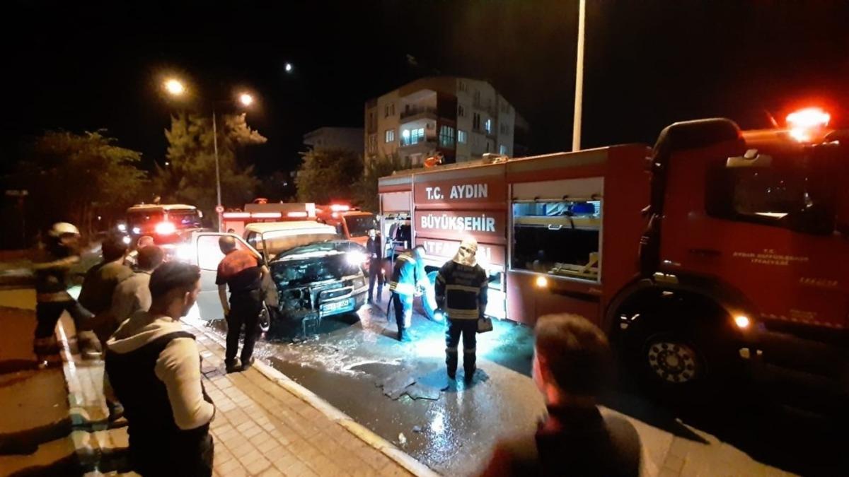 Aydın&rsquo;da bir ara&ccedil; seyir halinde alev aldı