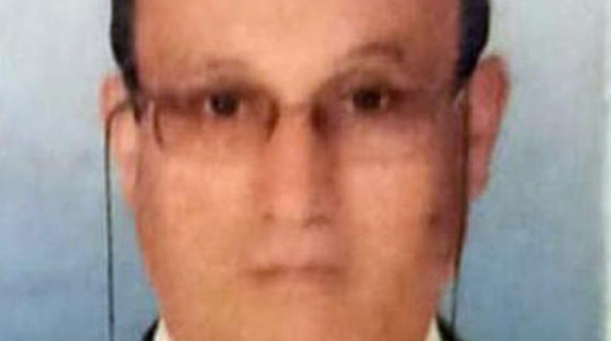 Kahreden olay! Denizde çırpınan kızını kurtardı, kendisi boğuldu