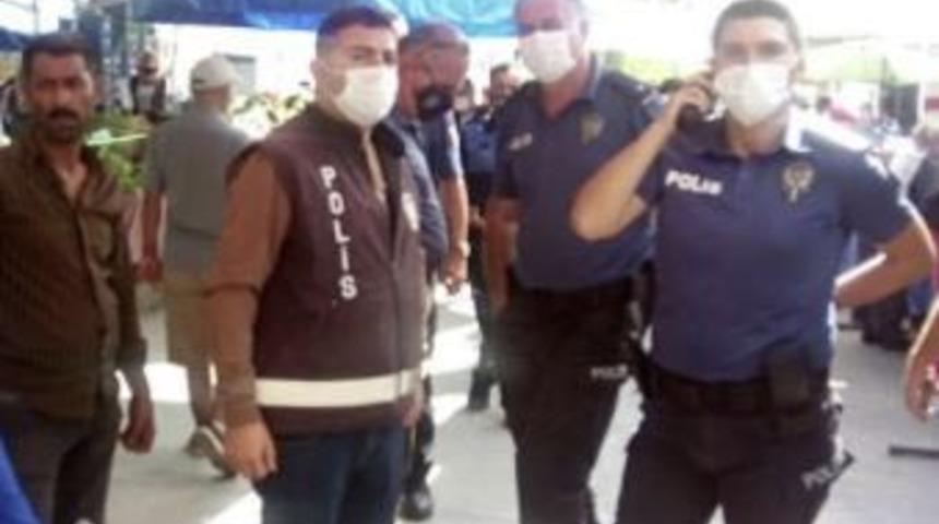 Didim'de seyyar satıcı dehşeti! Zabıta Müdürü bıçaklandı