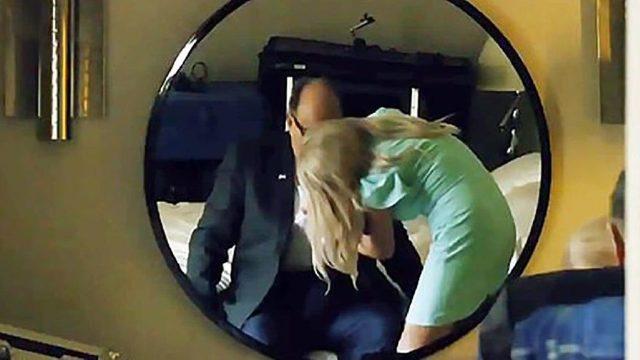 Tartışma yaratan görüntüler: Elini cinsel organına götürdü