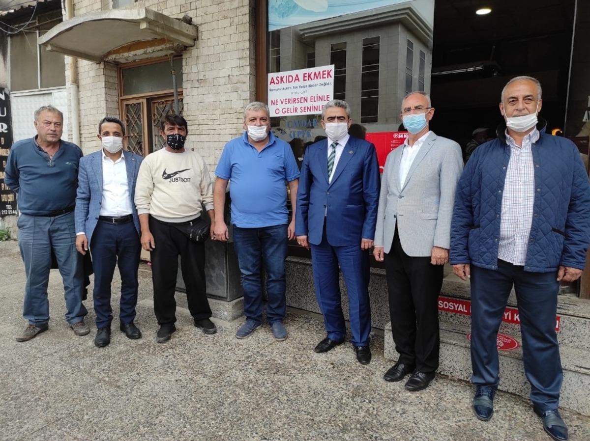 MHP Aydın İl Başkanlığı&rsquo;ndan &lsquo;askıda ekmek&rsquo; projesine destek