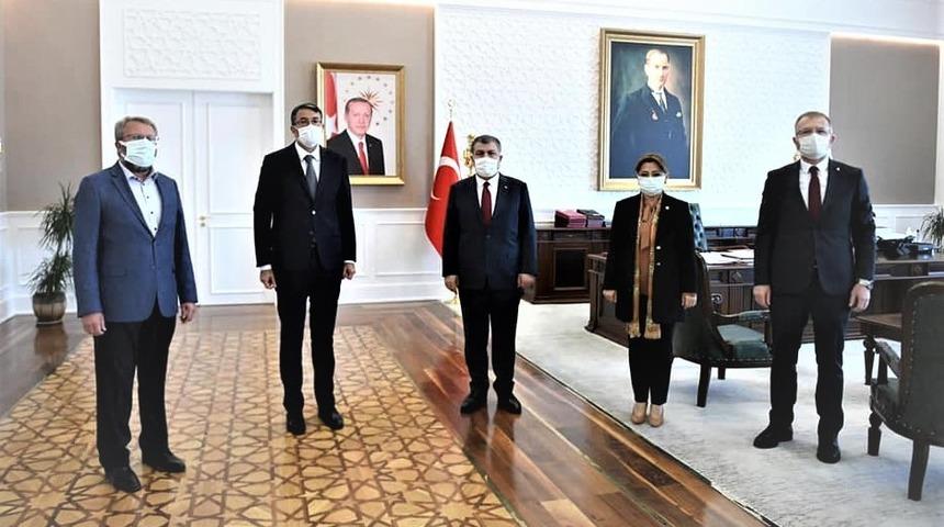 Sağlık Bakanı Koca’ya bilgi verdiler