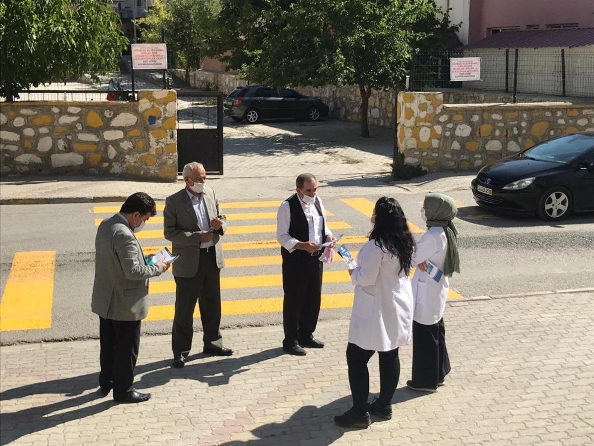 Sağlık M&uuml;d&uuml;r&uuml; S&uuml;nnet&ccedil;ioğlu&rsquo;dan &lsquo;korona vir&uuml;s&rsquo; uyarısı