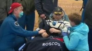 6 aydır uzayda olan 3 astronot koronavirüs ile mücadele eden Dünya'ya geri döndü