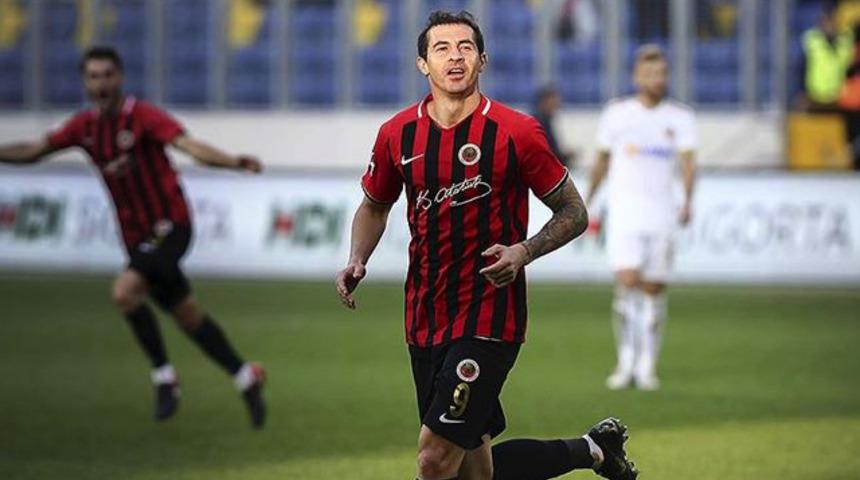 Stancu Süper Lig'de 50. gol peşinde