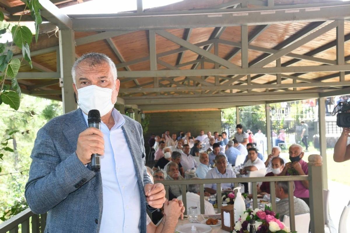 Karalar Kozan&rsquo;da muhtarlarla buluştu