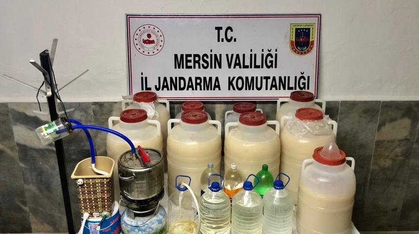 Mersin'de 283 litre sahte i&ccedil;ki ele ge&ccedil;irildi