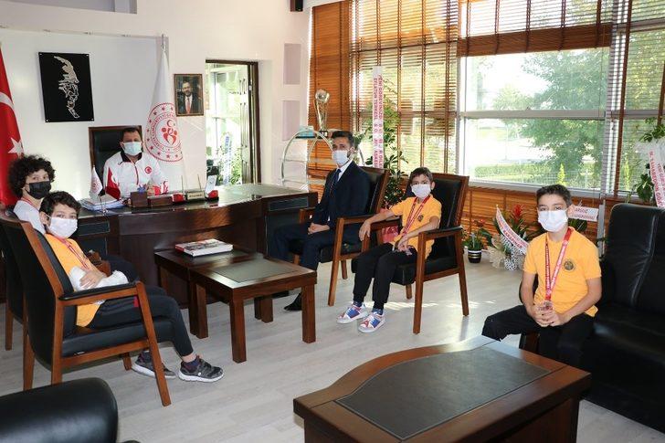 Karate sporcularından Kabakcı’ya ziyaret G2