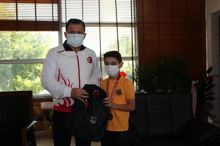 Karate sporcularından Kabakcı’ya ziyaret G3