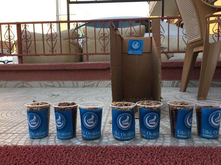 Sokak hayvanlarını unutmadılar G1