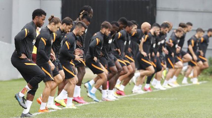 Galatasaray'da Omar Elabdellaou takımla çalıştı