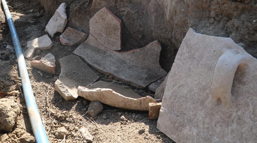 Lahit mezar sandılar ama... Bakın ne çıktı!