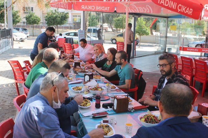 Muhtar Çamoğlu, Aydınlı gazetecileri unutmadı G4