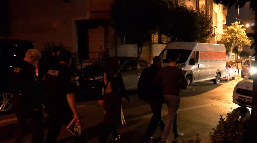 Esenler'de dehşet! Görme engelli kişi eşini bıçakladı