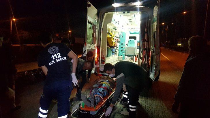 Motosikletten savrulan sürücü ağır yaralandı G1