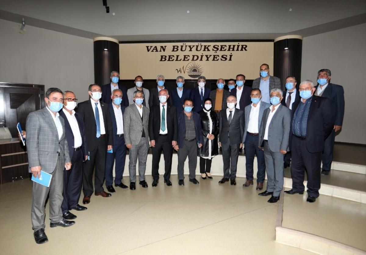 İ&ccedil;işleri Bakan Yardımcısı Erdil, Van&rsquo;daki &ccedil;alışmalarla ilgili bilgi aldı