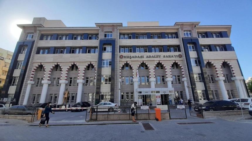 Kuşadası&rsquo;nda aranan iki kişi yakalandı