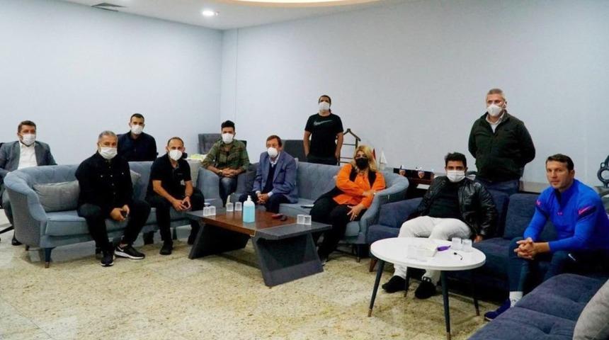 Kayserispor Bektaş ile devam