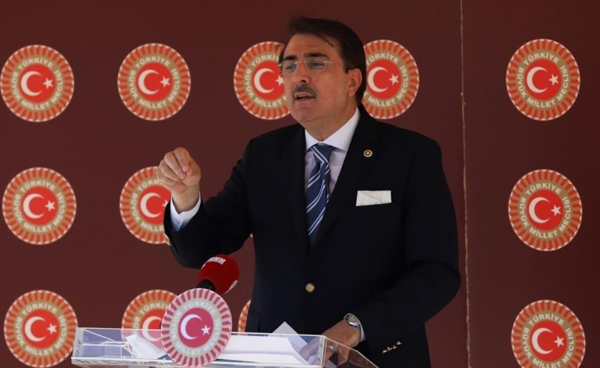 Aydemir: &lsquo;&lsquo;T&uuml;rk Basını kalite ifade ediyor&rsquo;