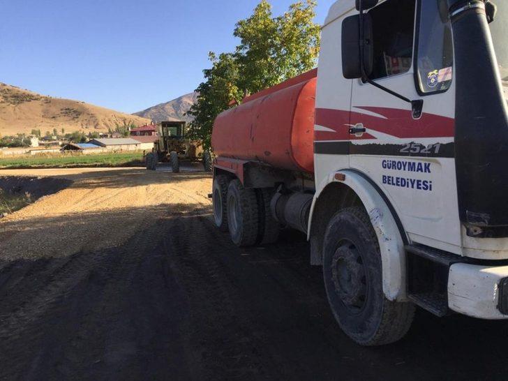 Güroymak’ta sulama kanalları ve imar yollarında çalışma G3