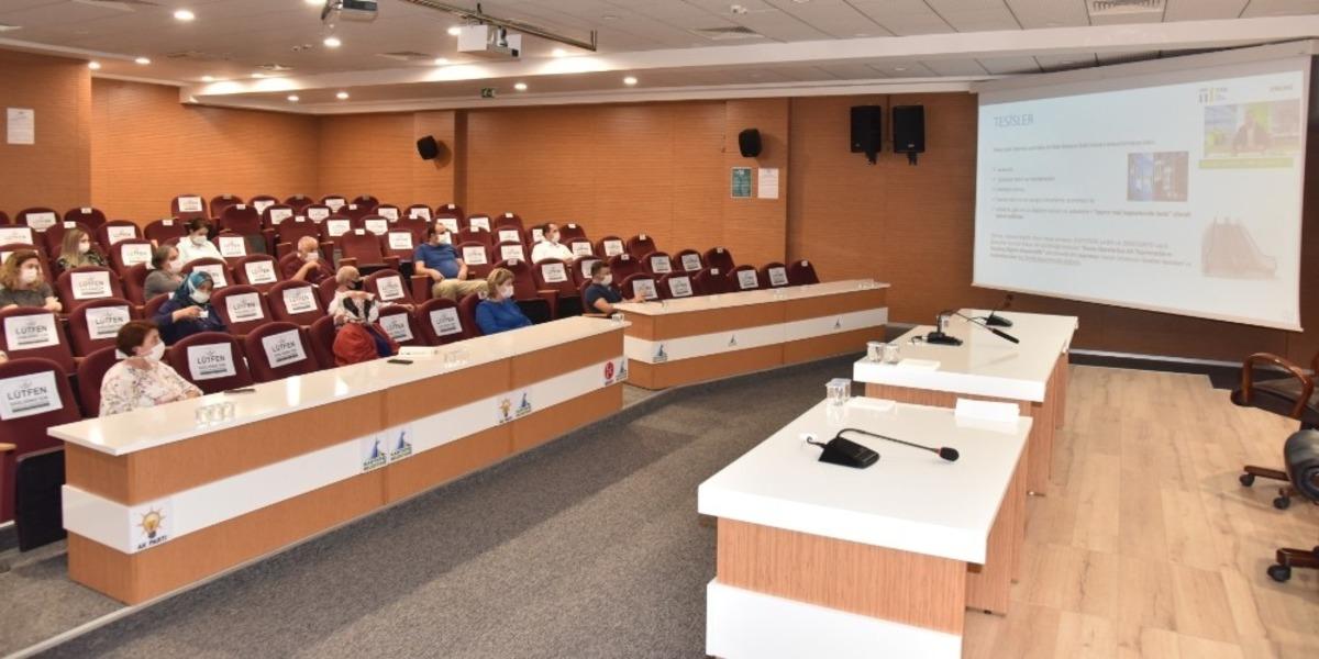 Kartepe Belediyesi personeline online eğitim