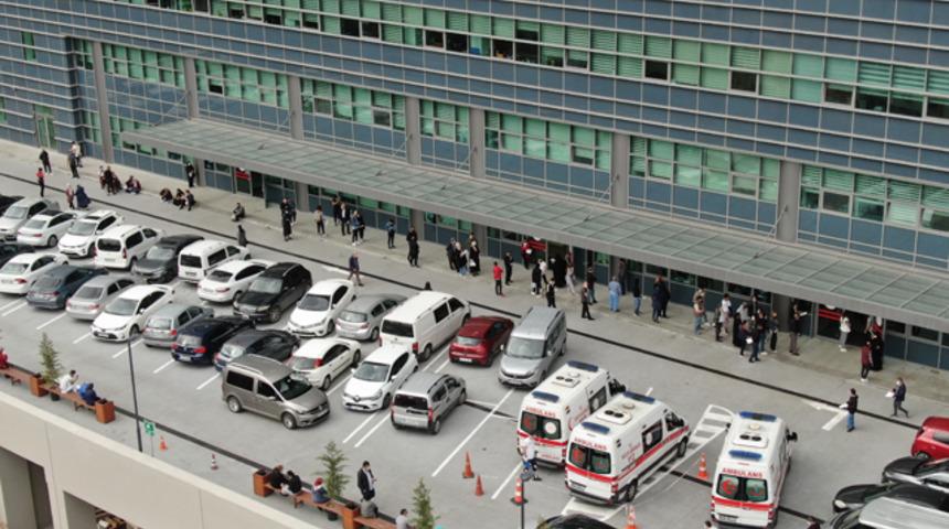 Bakan Koca'nın açıklaması sonrasında hastaneye akın ettiler