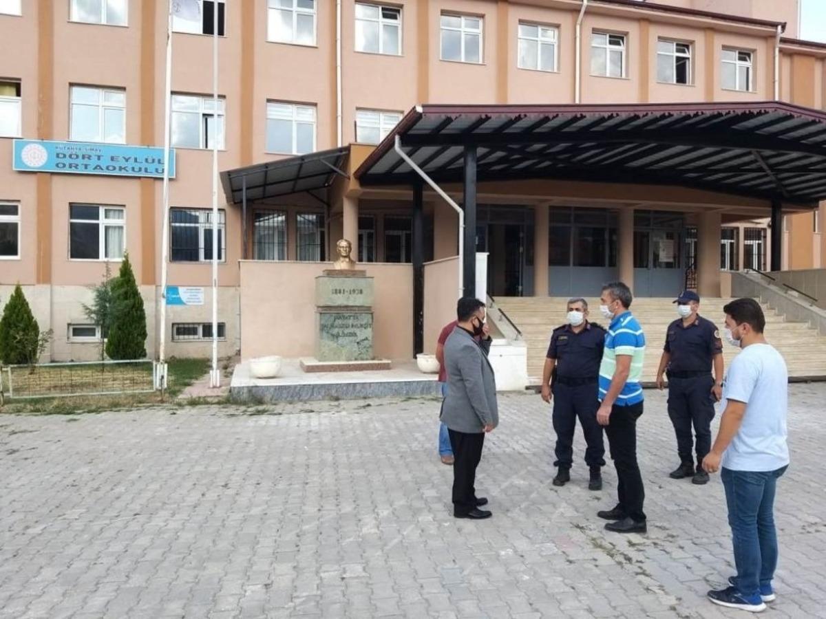 Depreme dayanıksız okullarda g&uuml;&ccedil;lendirme &ccedil;alışması yapıldı