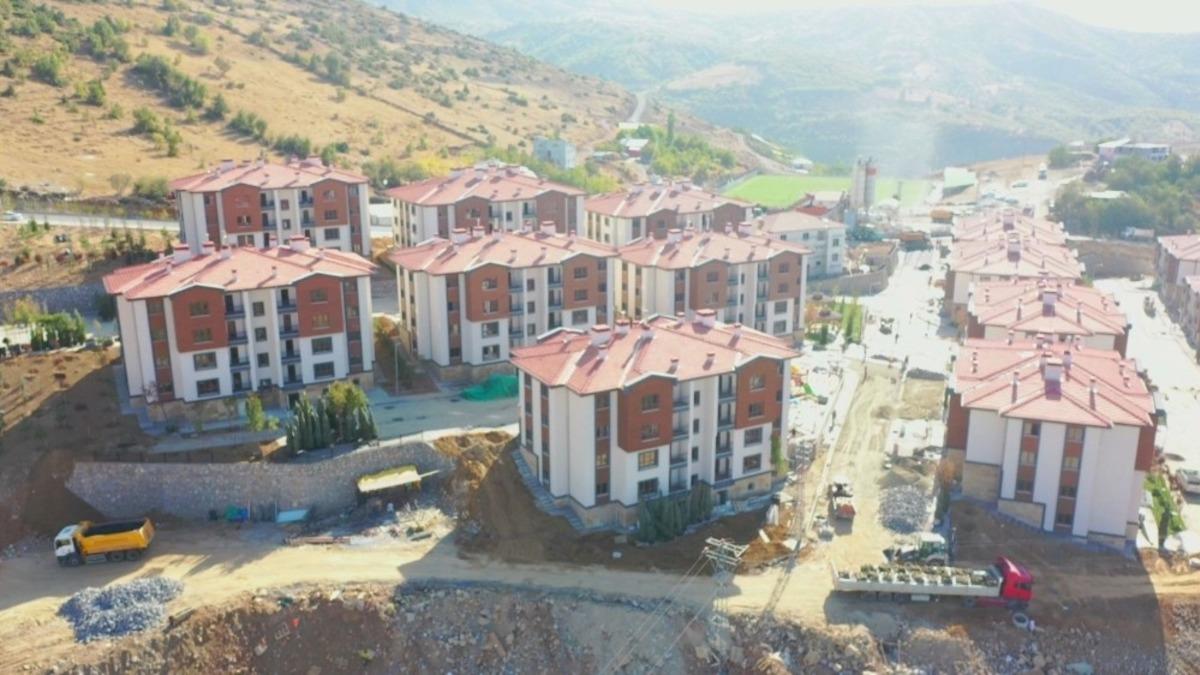 P&uuml;t&uuml;rge&rsquo;deki deprem konutları ay sonunda teslim edilecek