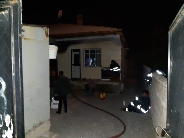 Van’da ev yangını G5