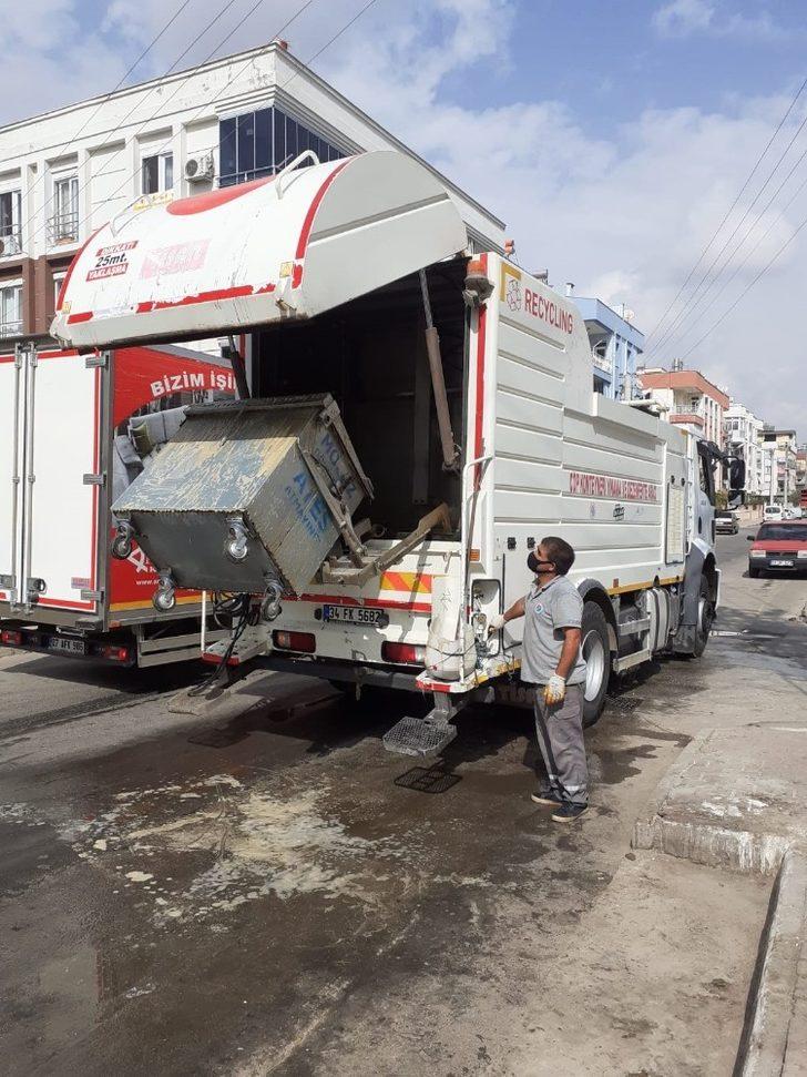 Kepez’de 3 ayda 14 bin çöp konteynerinin dezenfekte işlemi gerçekleştirildi G4