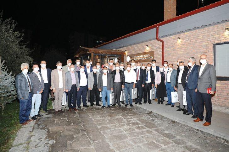 Başkan Yalçın, muhtarlarla kış çalışmalarını değerlendirdi G4