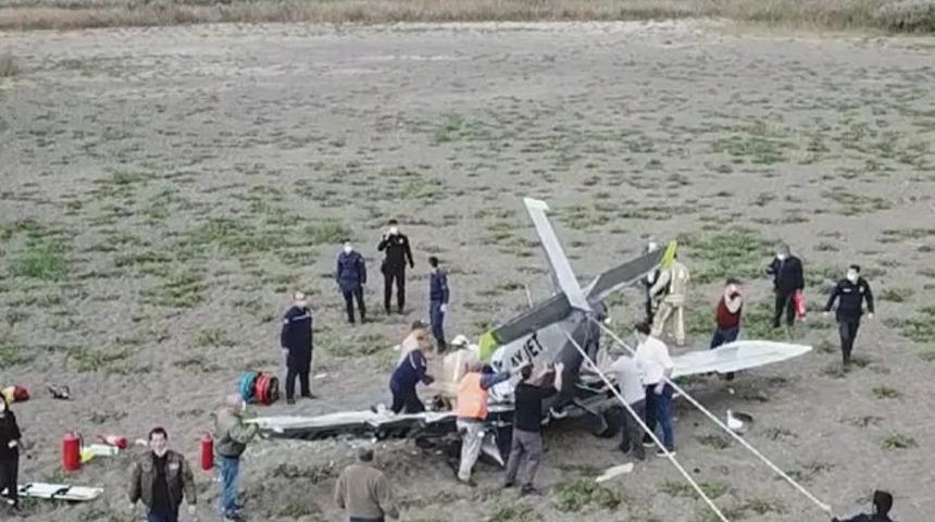 İstanbul'da düşen eğitim uçağının pilotu hayatını kaybetti