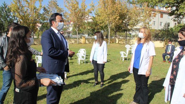 Bellona’dan okul öncesi ve ilkokul öğrencileri ile öğretmenlere ‘Antiviral’ maske