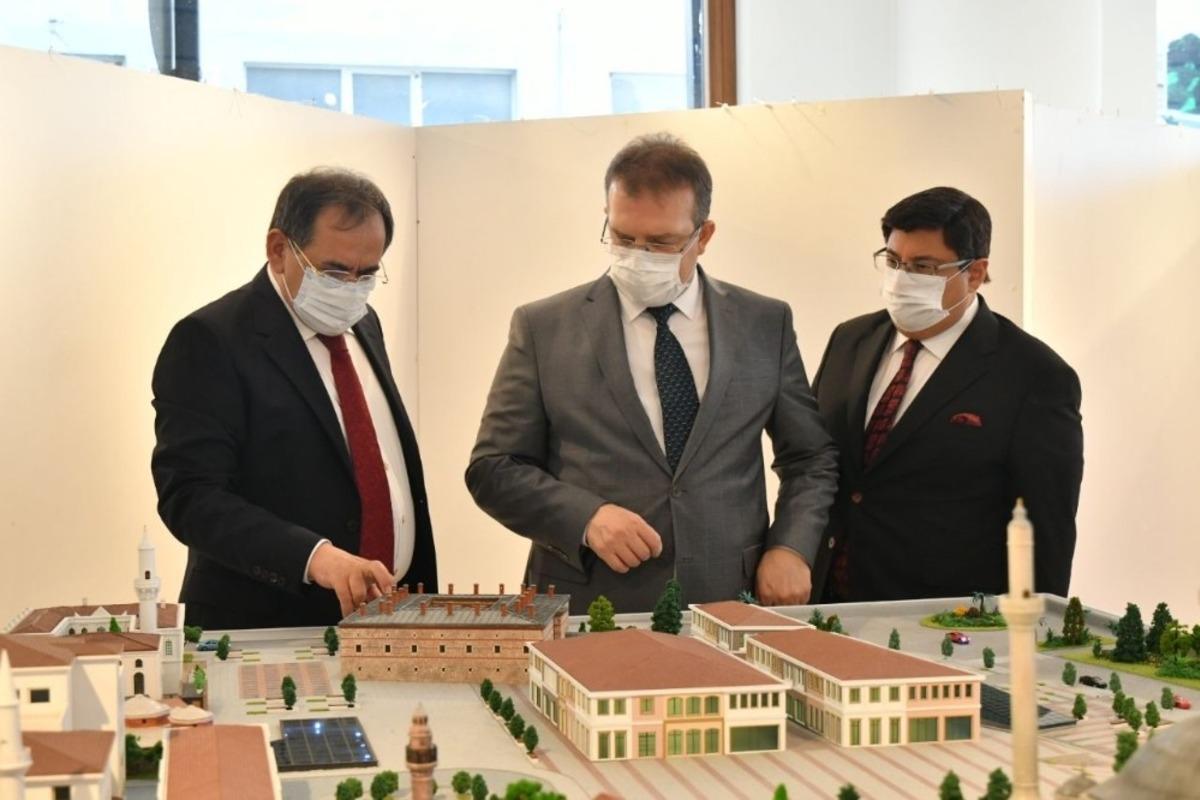 Adalet Bakan Yardımcısı B&uuml;y&uuml;kşehir&rsquo;in projelerini inceledi