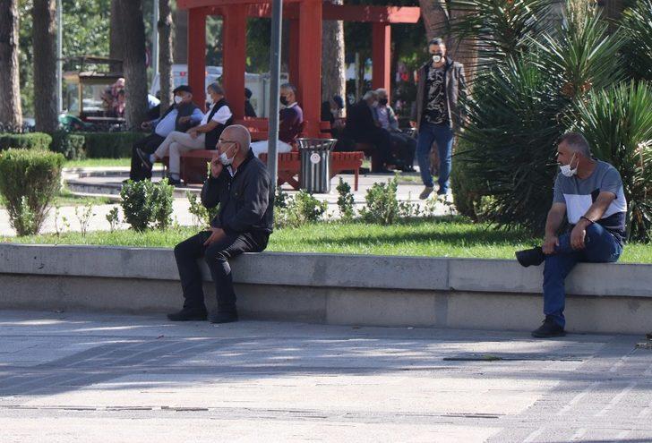 Tiryakiler Denizli’de alınan sigara yasağını dinlemiyor G2