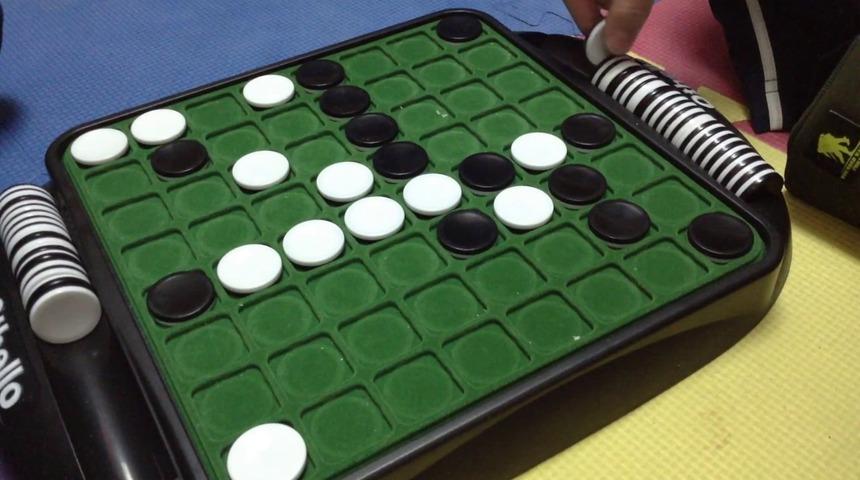Reversi nasıl oynanır, kuralları nedir?