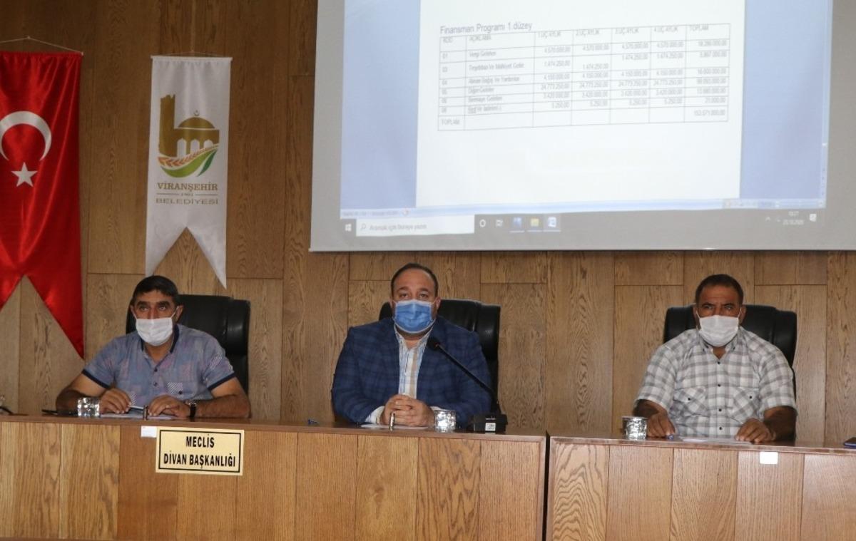 Viranşehir Belediyesinin 2021 yılı b&uuml;t&ccedil;esi meclisten ge&ccedil;ti