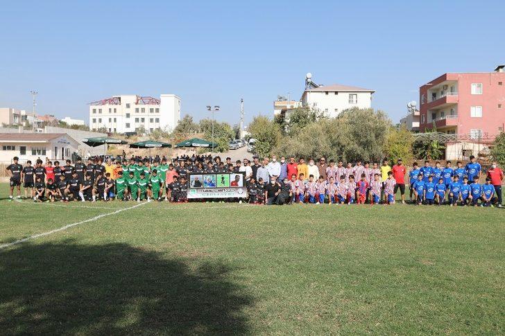 Başkan Tarhan, Cumhuriyet Kupası Futbol Turnuvasının başlama vuruşunu yaptı G2