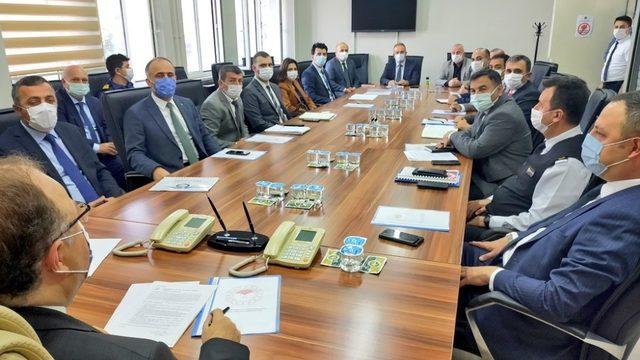 Vali Tutulmaz, RO-RO rıhtımındaki aksaklıklar için kalıcı çözümler istedi