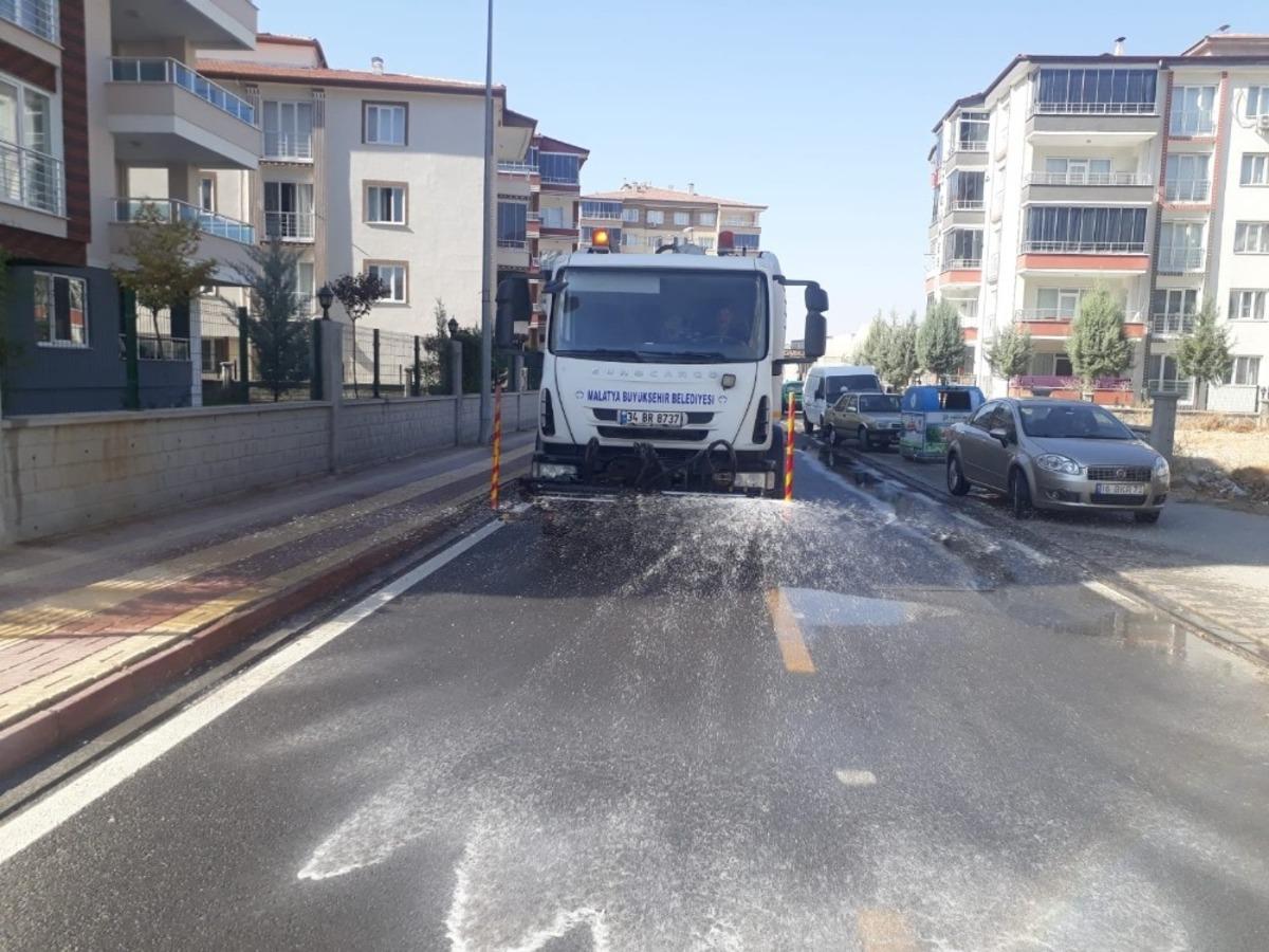 Malatya B&uuml;y&uuml;kşehir&rsquo;den il genelinde hijyen ve temizlik &ccedil;alışması
