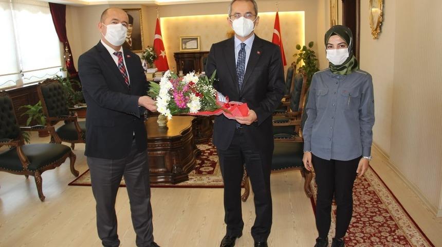 PTT müdüründen Kaymakam Deniz Pişkin’e ziyaret