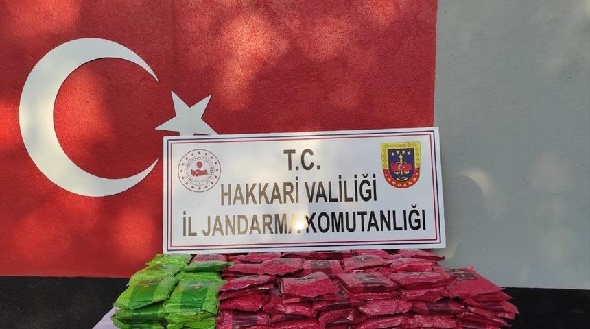 Hakkari'de 145 kilogram nargile tütünü ele geçirildi
