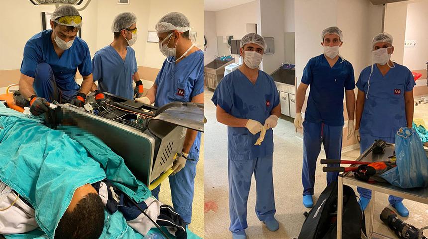 Elini kaptırdığı kıyma makinesiyle birlikte hastaneye getirildi