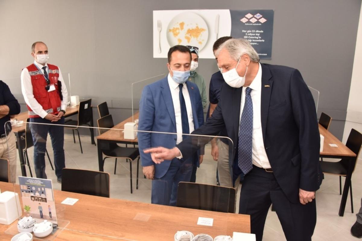 Boz&uuml;y&uuml;k&rsquo;te korona denetimi