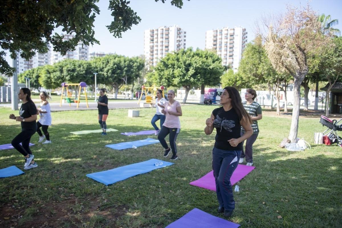 &Ouml;zel &ccedil;ocuklar &rsquo;Mola Evi&rsquo;nde, aileleri sahilde buluşuyor