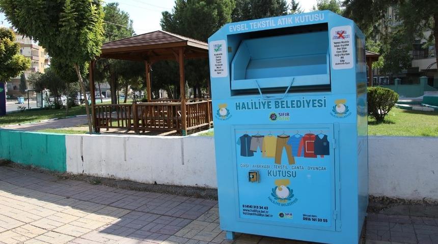 Haliliye’de giyim kumbaraları kuruldu