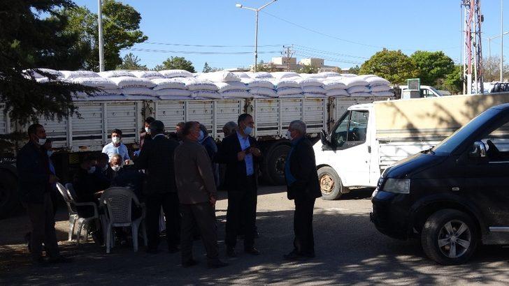 Vanlı çiftçiye tohum desteği yapıldı G3